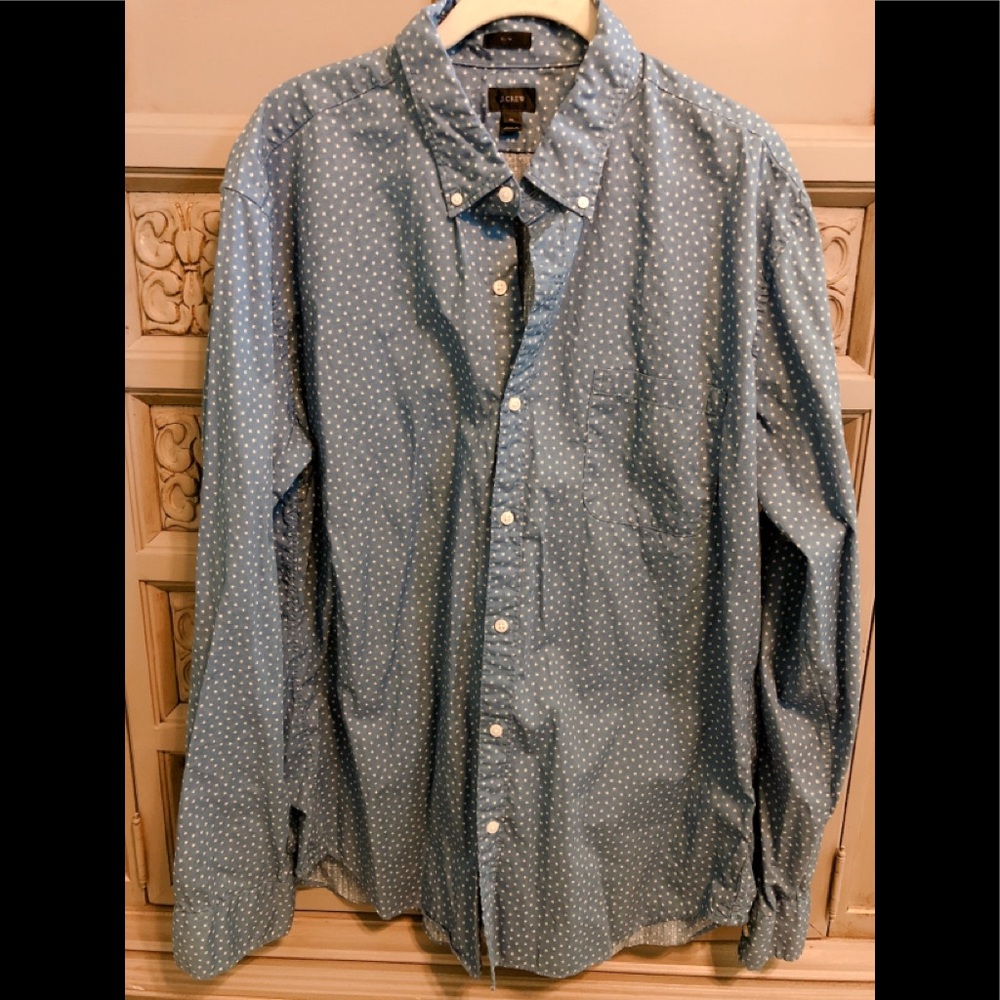 Men’s button down shirt